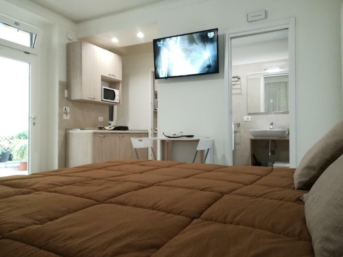 Guest House B&B Via Marina レッジョ・ディ・カラブリア エクステリア 写真